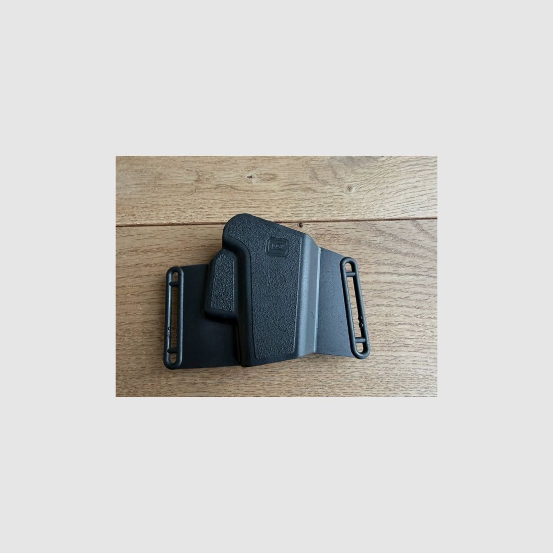 Glock 19 Gen 2 - Sammlerstück / sehr guter Original-Zustand - 4 Magazine - Sport- und Safety-Holster