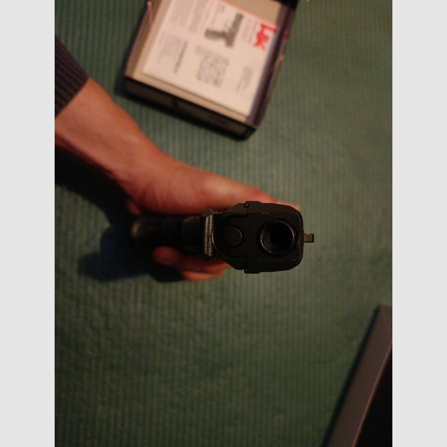 Heckler und Koch VP9 Umarek metall 6mm Softair 0,5 J. Authentic replica