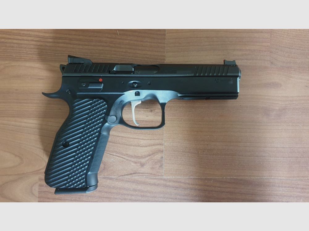 -CZ- Shadow 2 single action only 1291g