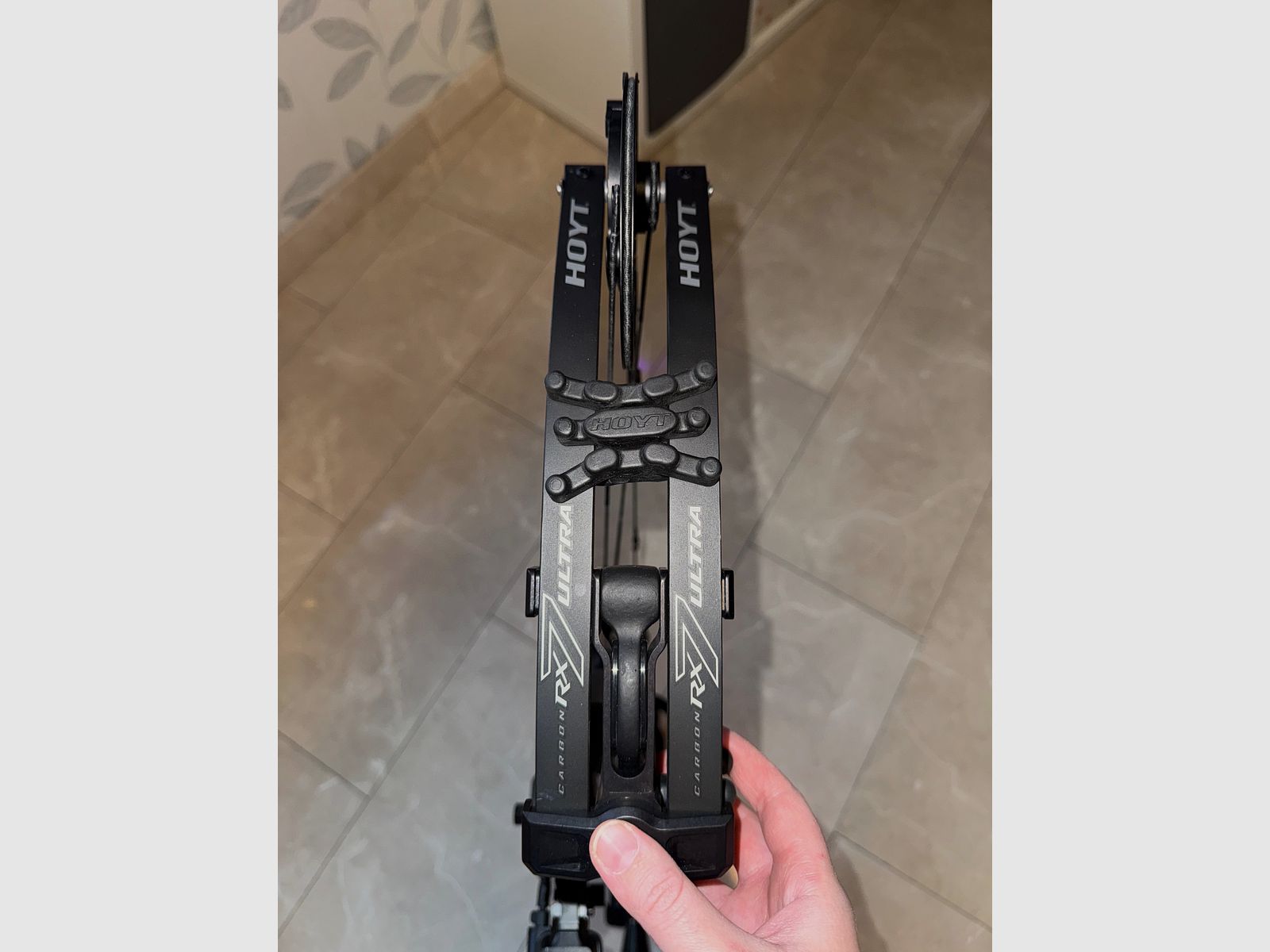 Hoyt Carbon RX-7 Ultra mit Garmin Xero A1i Pro – Top Zustand