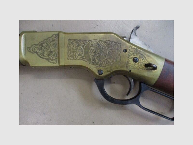 Unterhebelrepetierbüchse Hege-Uberti Mod. 66 Yellow Boy mit Gravur 66 Carbine