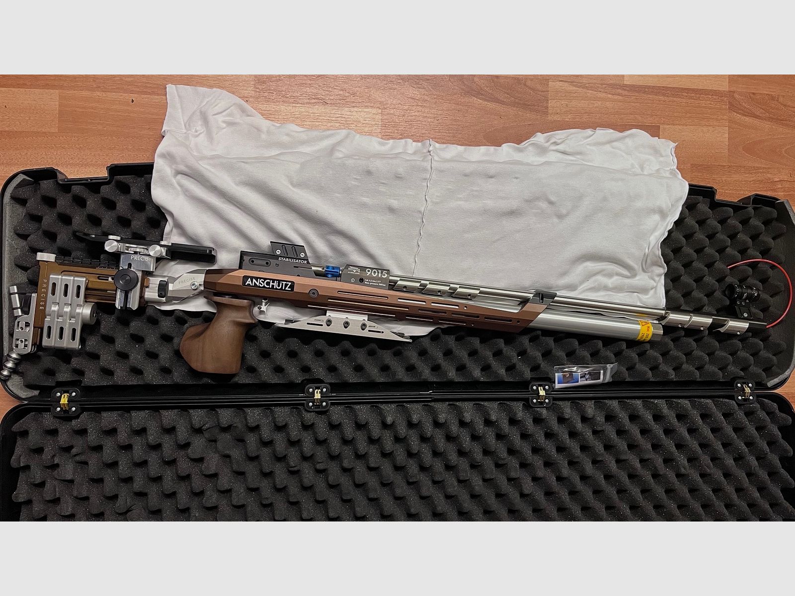 Luftgewehr Anschütz 9015 Precise