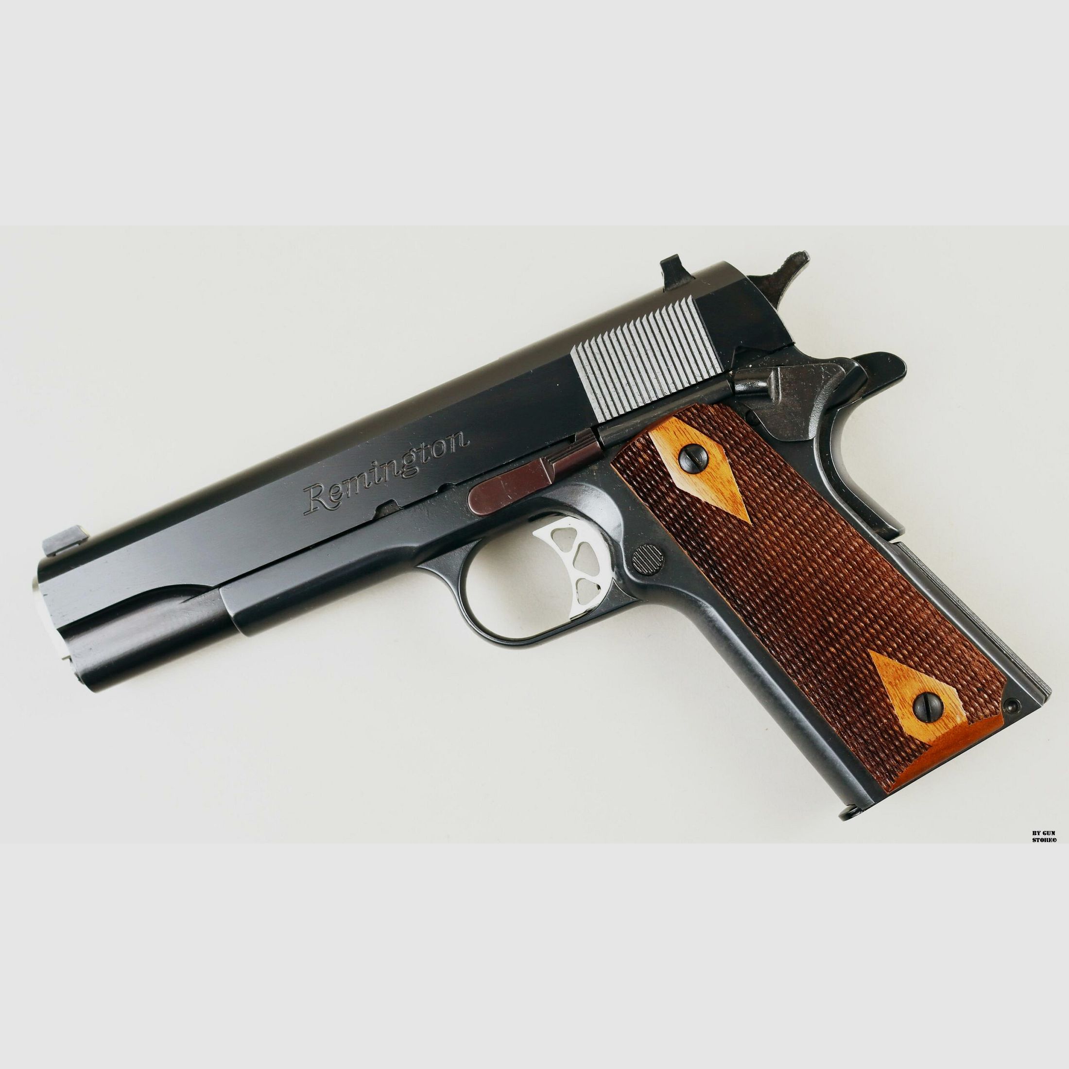 Pistola Remington mod. 1911R1 cal. 45 acp matr. RH11453A, immagine 2 di 9