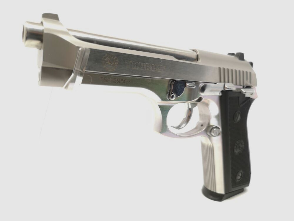 Taurus	 PT 92 AFS