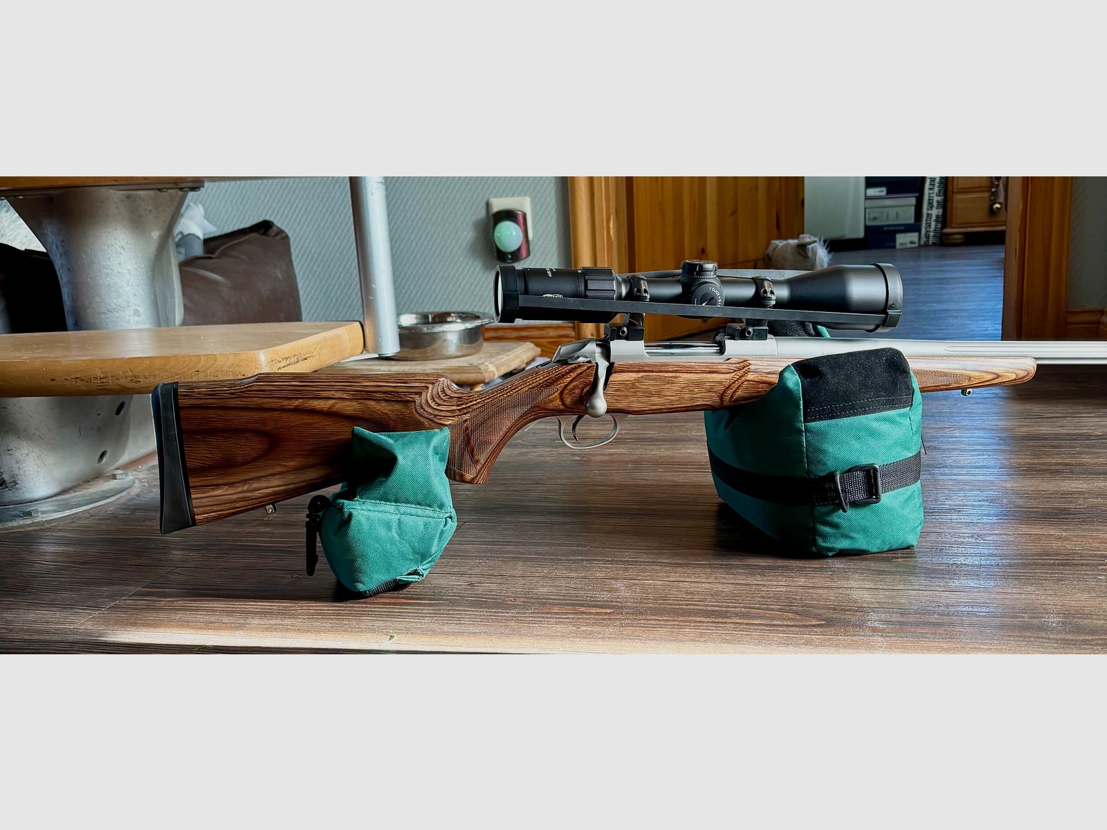 Shooting rest rifle supports three parts