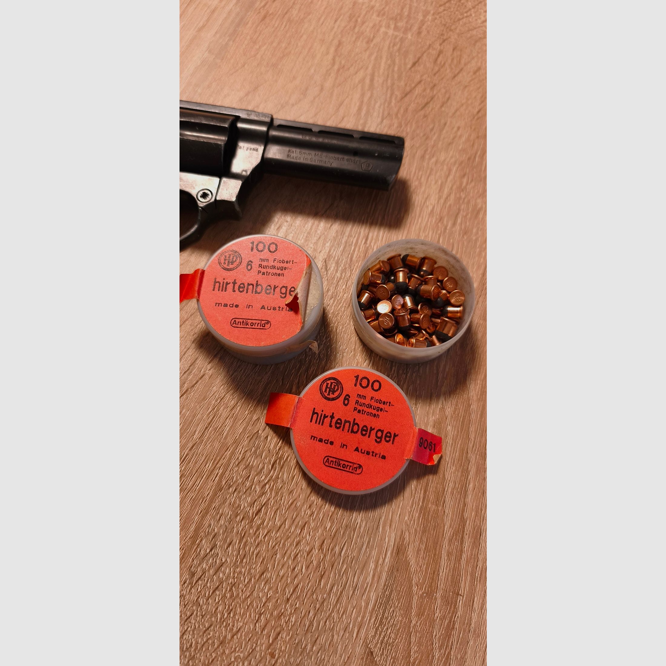 Blank firing/Flobert revolver caliber 6 mm ME Flobert short