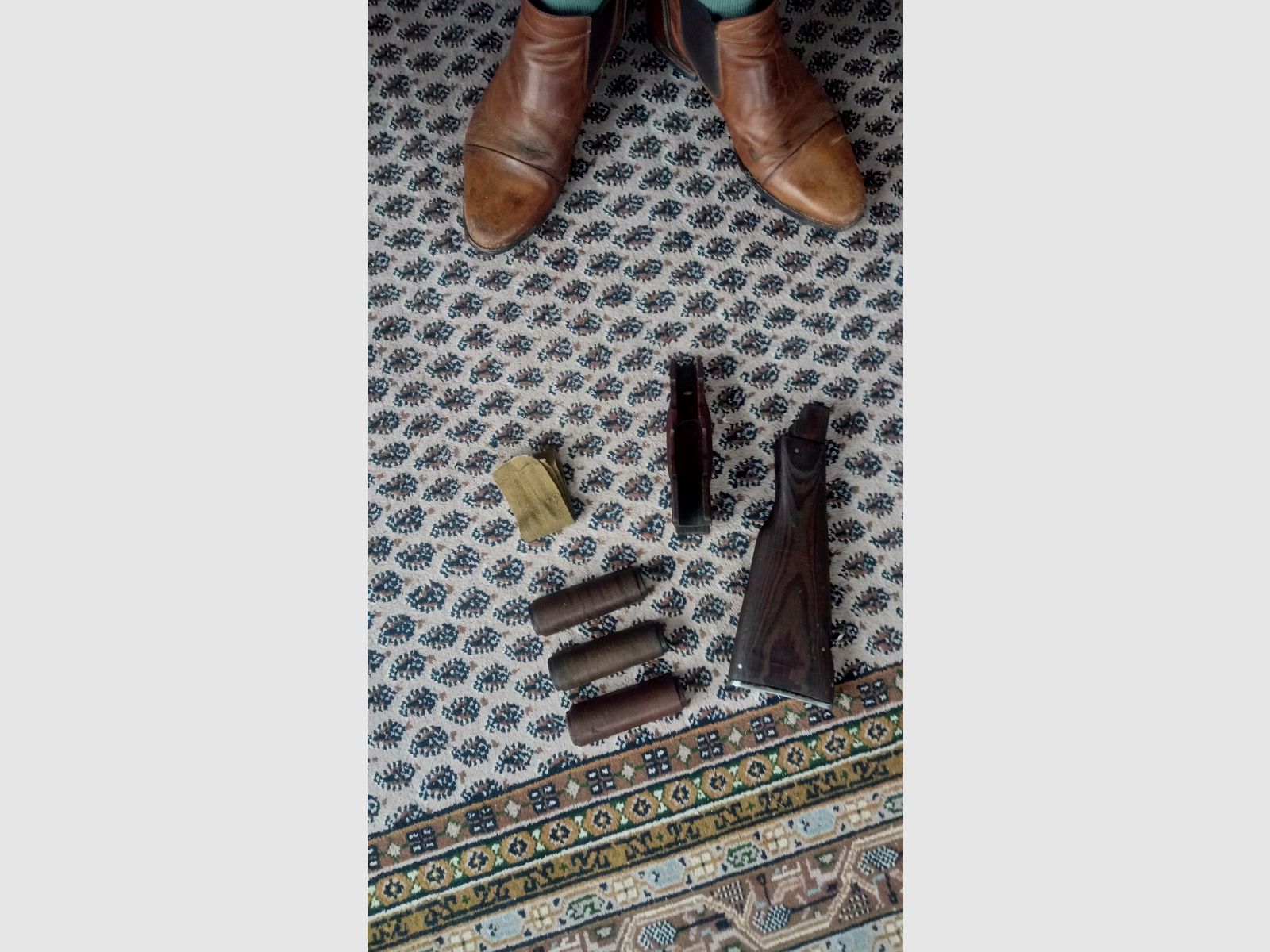 AK stock set wood laminate dark brown presumably Russian // stock and handguard // AKM & AK74 / can also be fitted into Cybergun GSG Co2 AK47