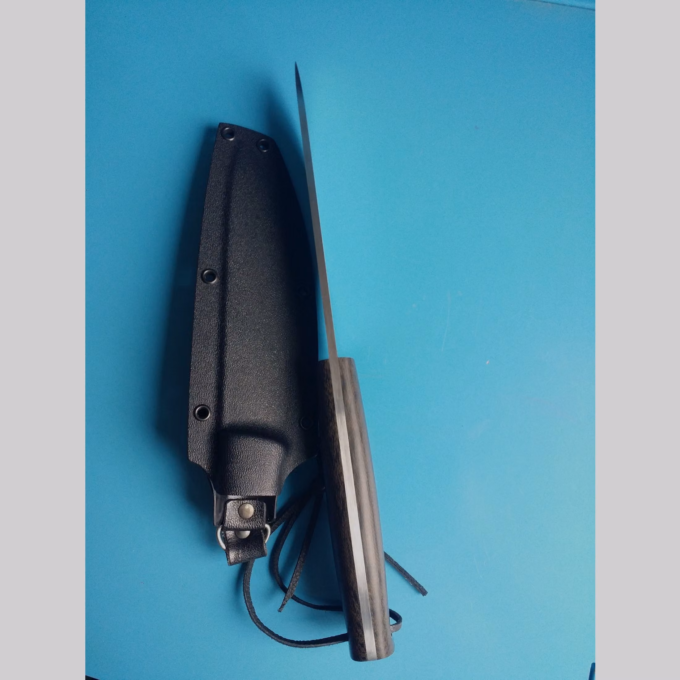 Coltello fatto a mano da -HighlandeR-, realizzato in acciaio Elmax in polveremetallurgia., immagine 3 di 6
