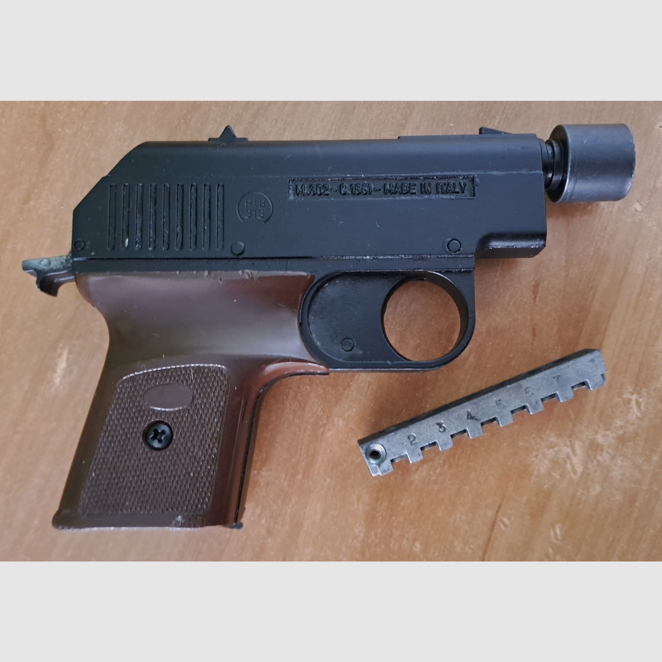 Umarex Mod. 302/ Kal. 6 mm Flobert Knall/ PTB 313