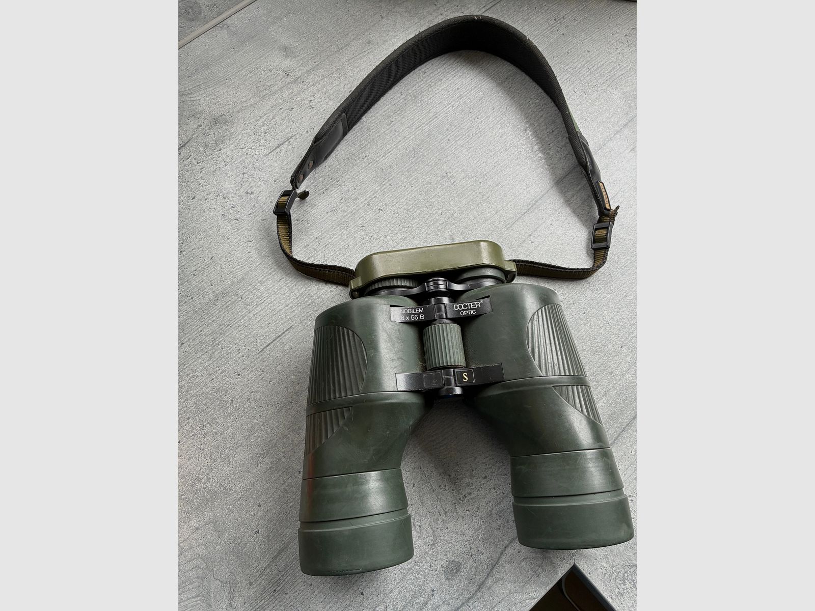 Verrekijker DOCTER Optic Nobilem 8x56 B /GA, dennen groen
