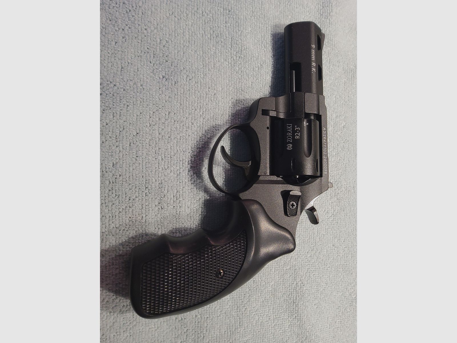 Zoraki R2 3'' Schreckschussrevolver 9 mm R.K. absolut neuwertig incl. Munition 