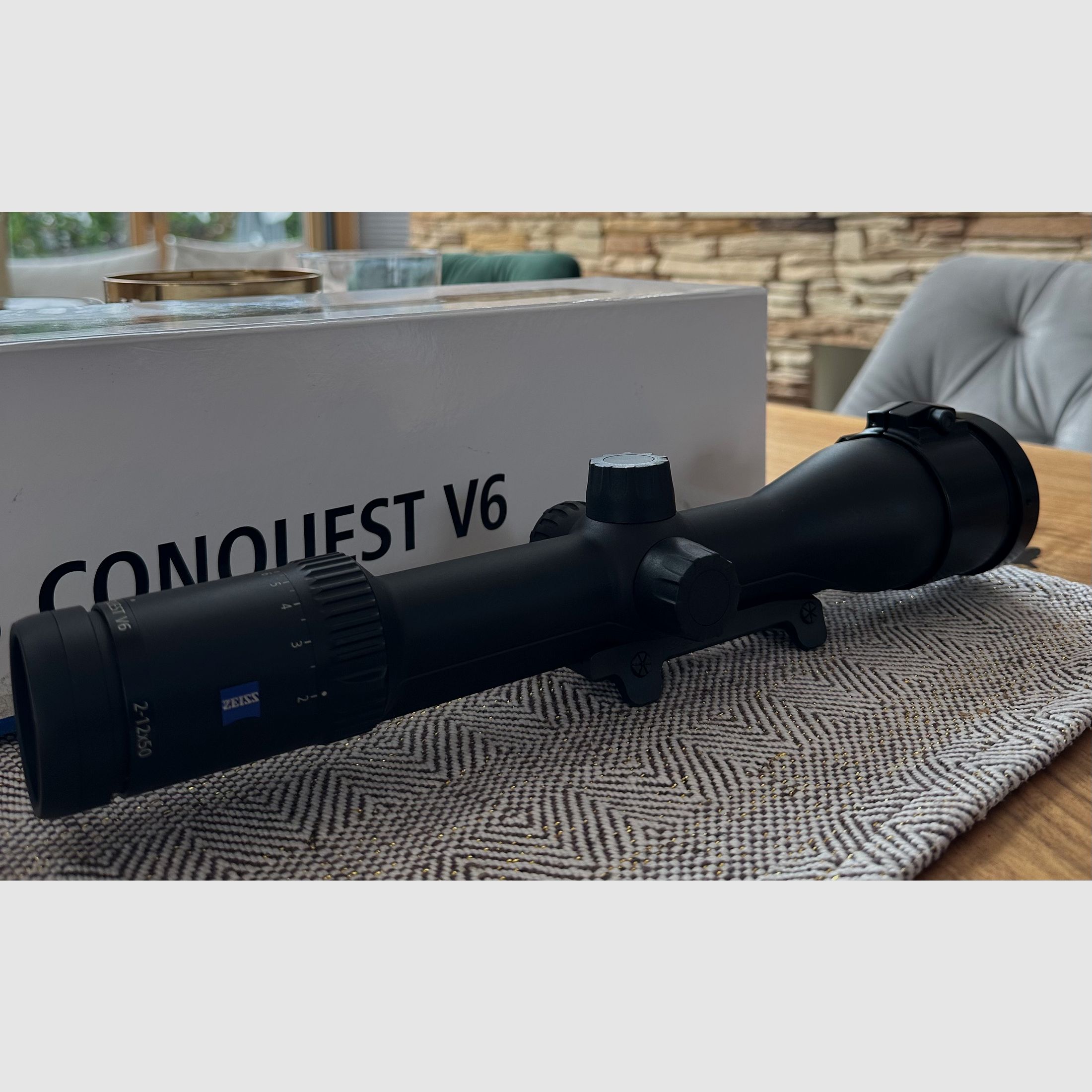 Zeiss Conquest V6 2-12x50 M con guida - come nuovo e ben curato