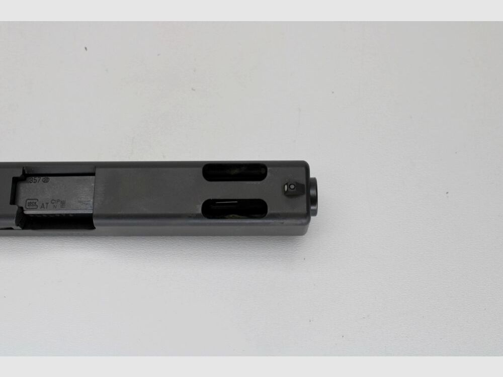 Pistola Glock 22 Gen 4 con sistema intercambiabile Glock 31C Gen 4 .40S&W .357 SIG