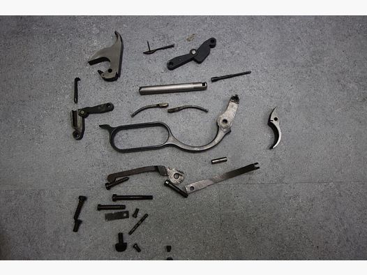 Konvolut Federn +Schlagbolzen Henry 1860 Uberti