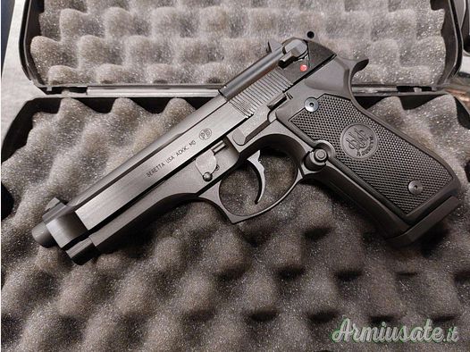 Beretta Umarex Pistolet 92 FS Cal.22 L.R.