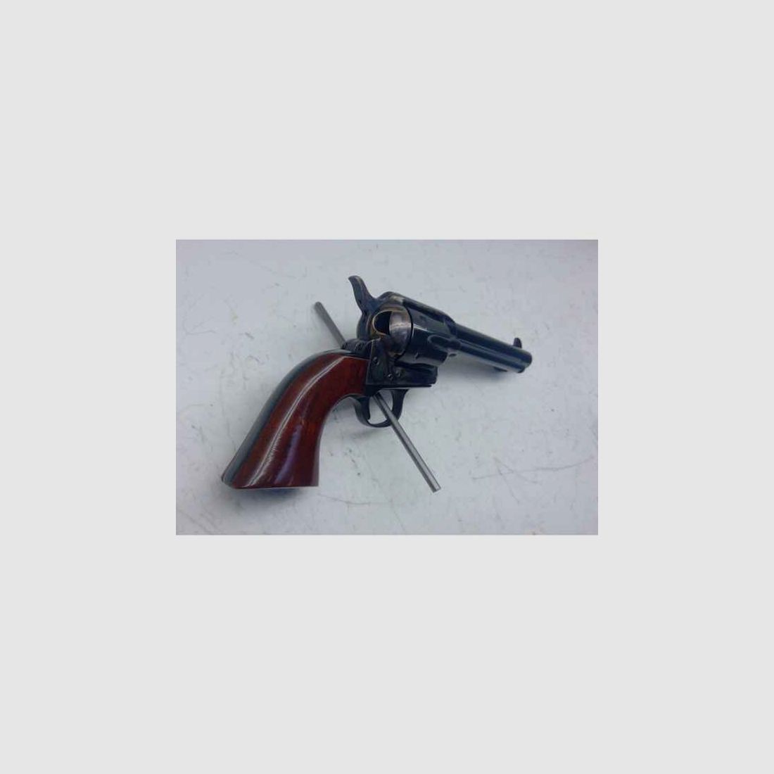 Revolver Hege Cattleman im Kaliber 45 Colt gebraucht
