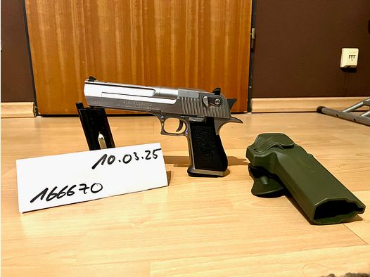 WE Destert Eagle mit 2 Mags und Holster 