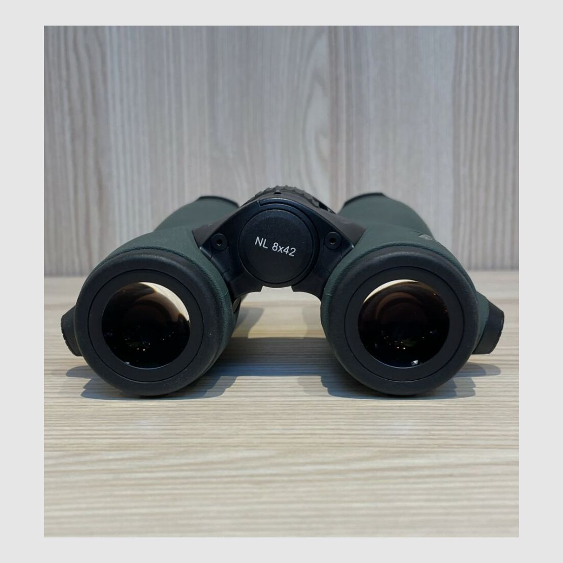 SWAROVSKI OPTIK NL PURE 8x42 - ´EINS MIT DER NATUR´
