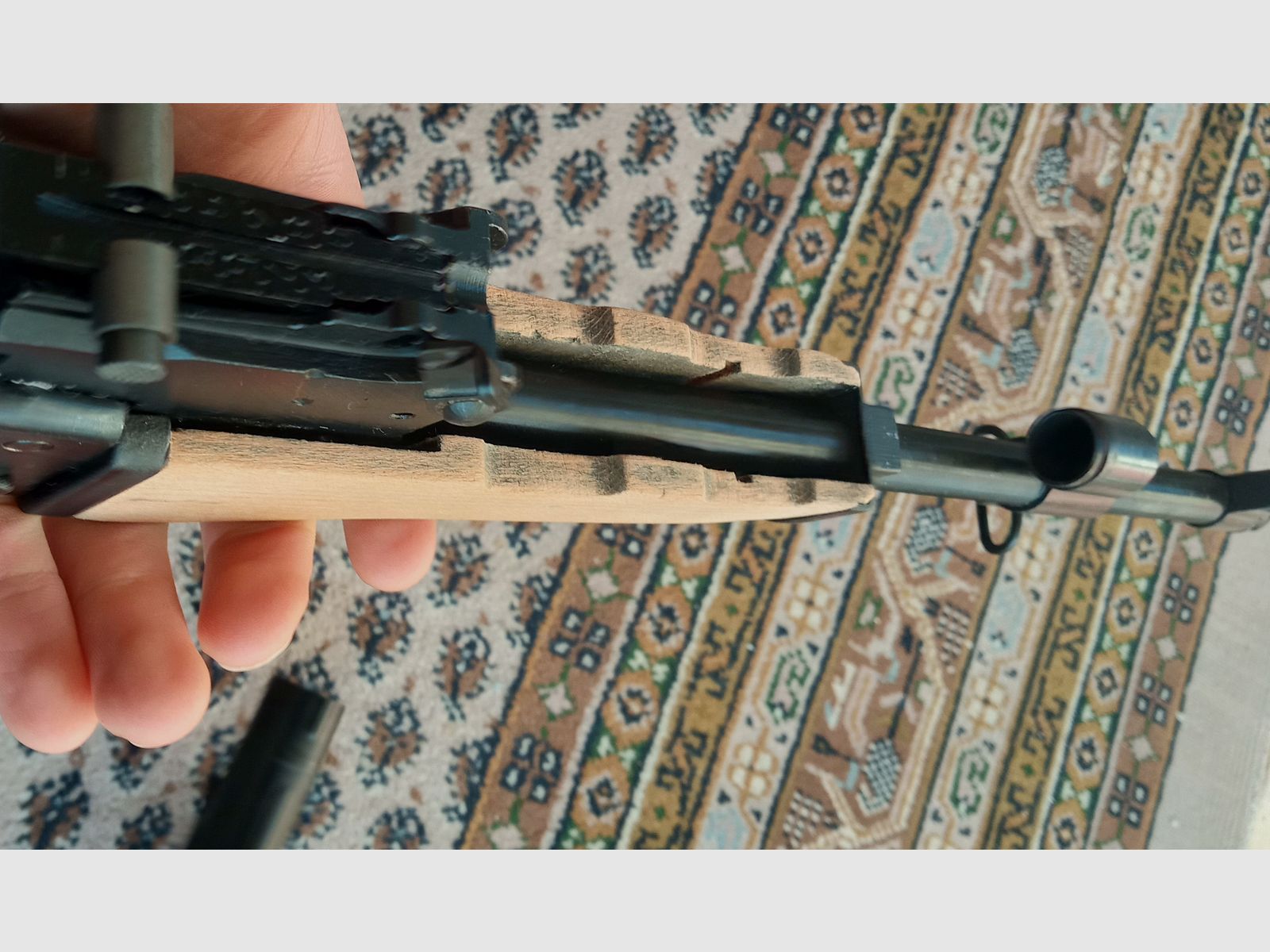 Original AK47 (nicht AKM!) unterer Holz Handschutz aus Buche / Eingepasst für GSG Cybergun Co2 AK47 (China-Yunker)