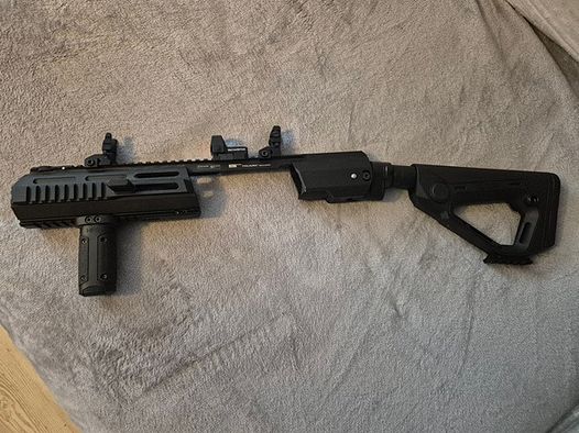 Selling Glock 17 Gen 4 with stock