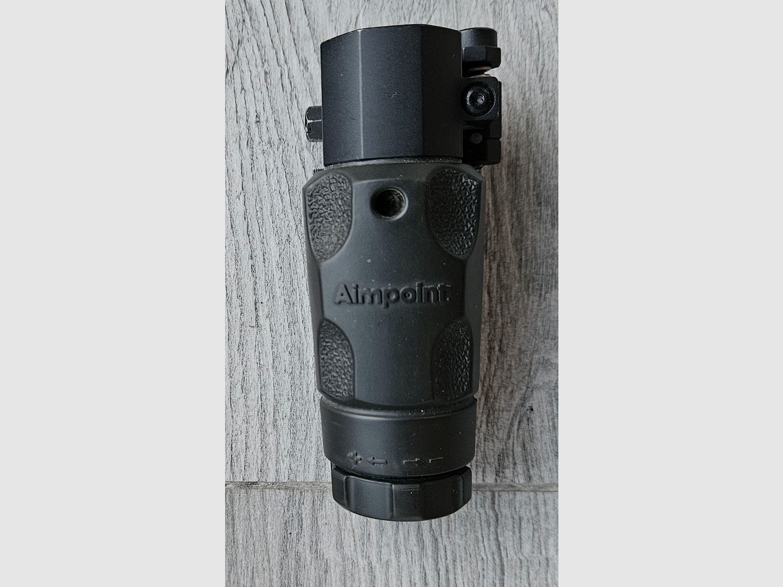 Aimpoint 3XMag-1 Magnificateur avec FlipMount d'origine, image 1 sur 6