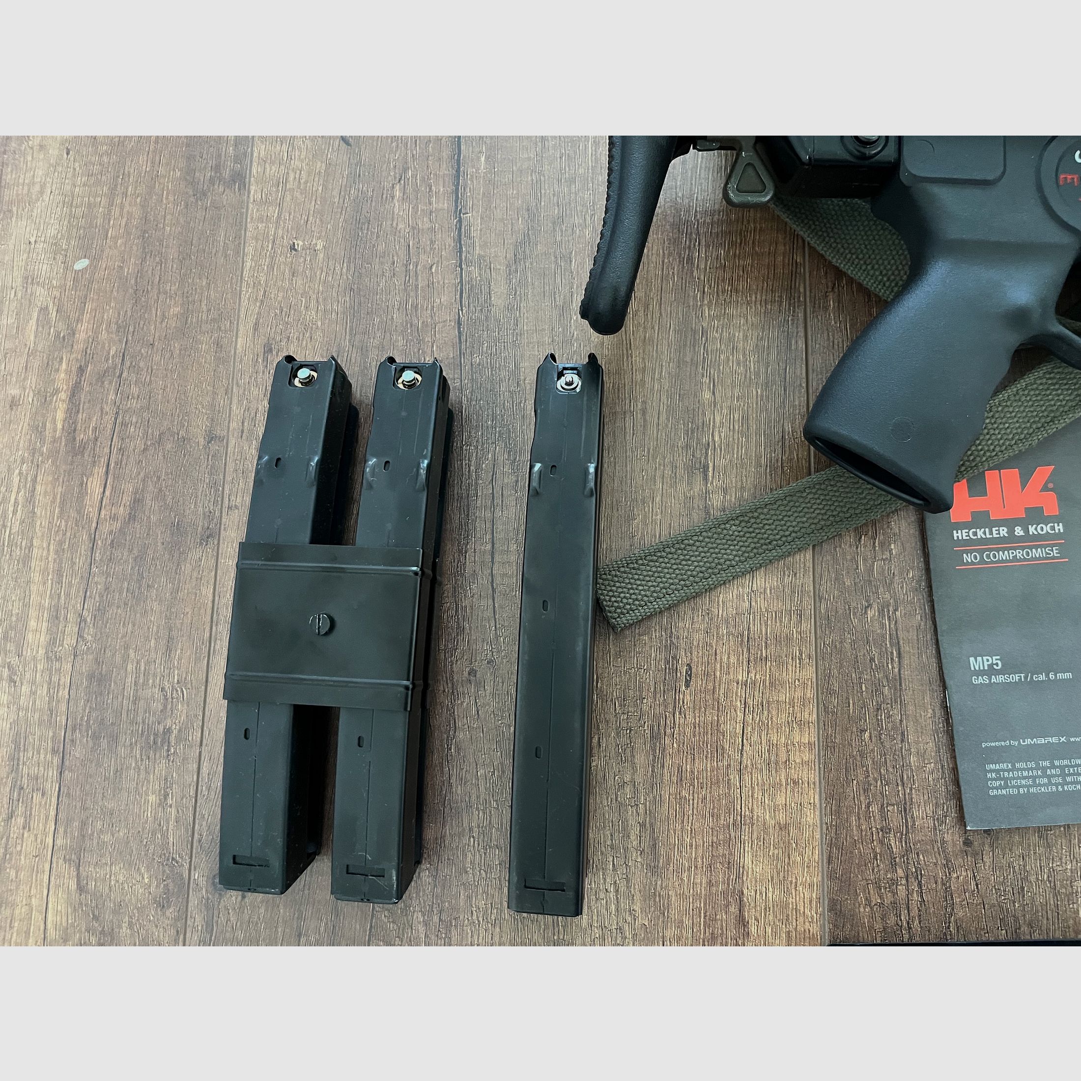 VFC MP5 GBB Airsoft + magazine and accessories