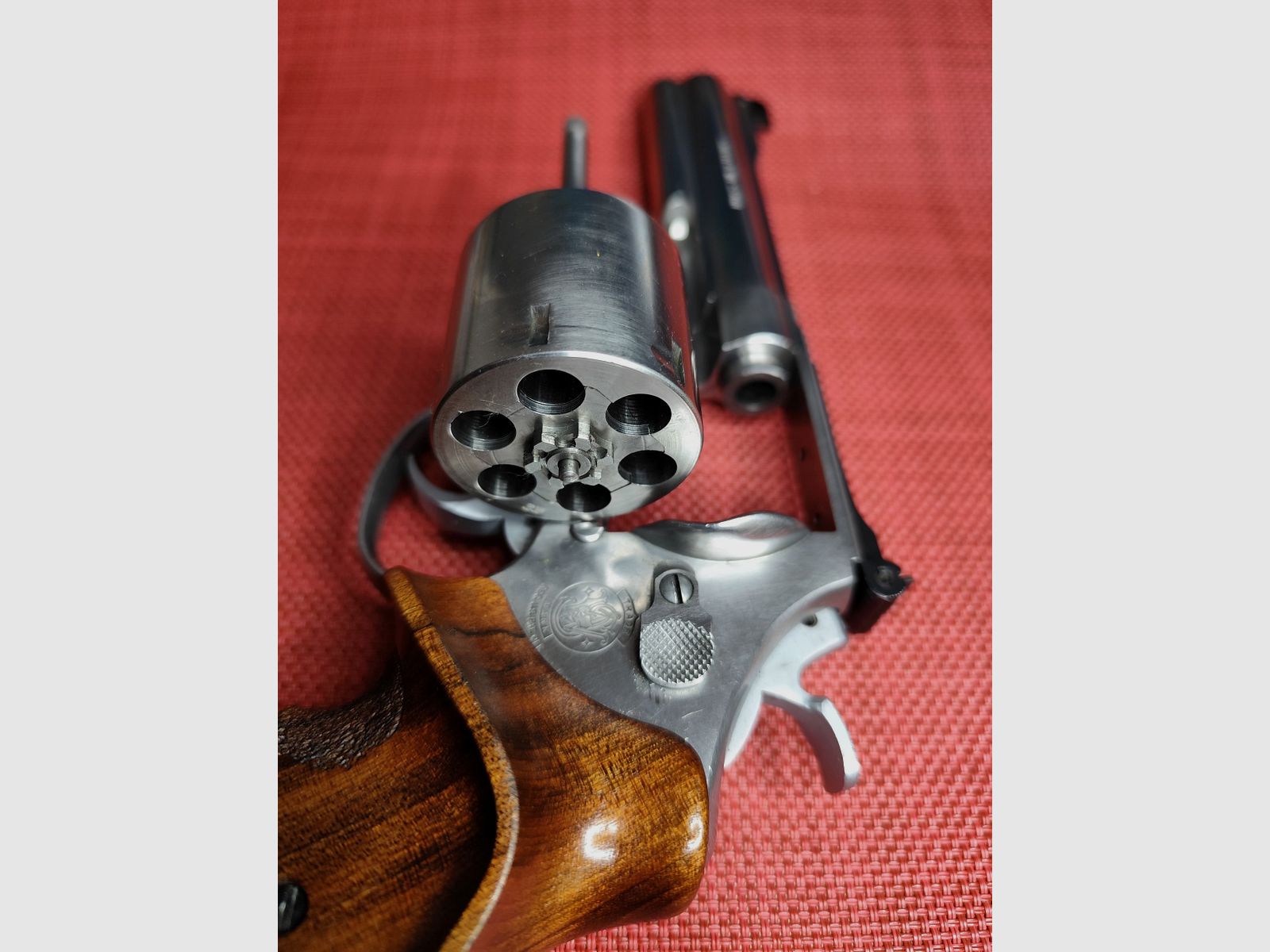 S&W Revolver  cal. 357 Magnum - Mod. 627