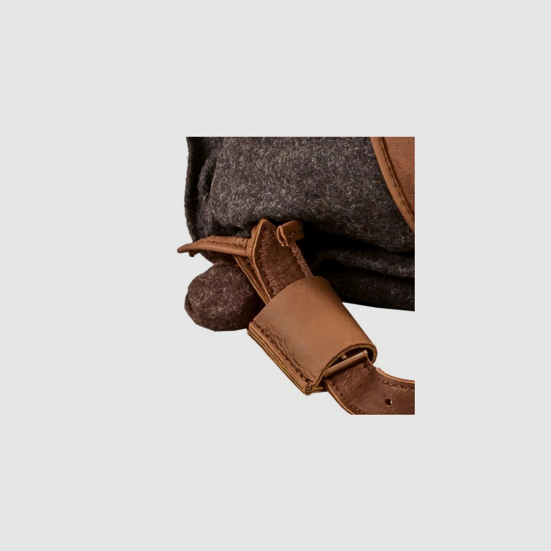 Sac à dos AKAH "Loden de Luxe" en cuir d'élan, image 4 sur 7