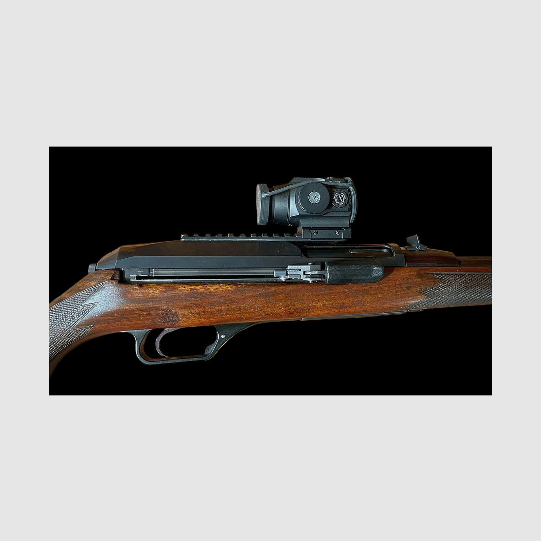 Selbstladebüchse Heckler&Koch HK940 im Kaliber .30-06Spr. mit Hawke Pirsm Sight auf Picatinny Rail