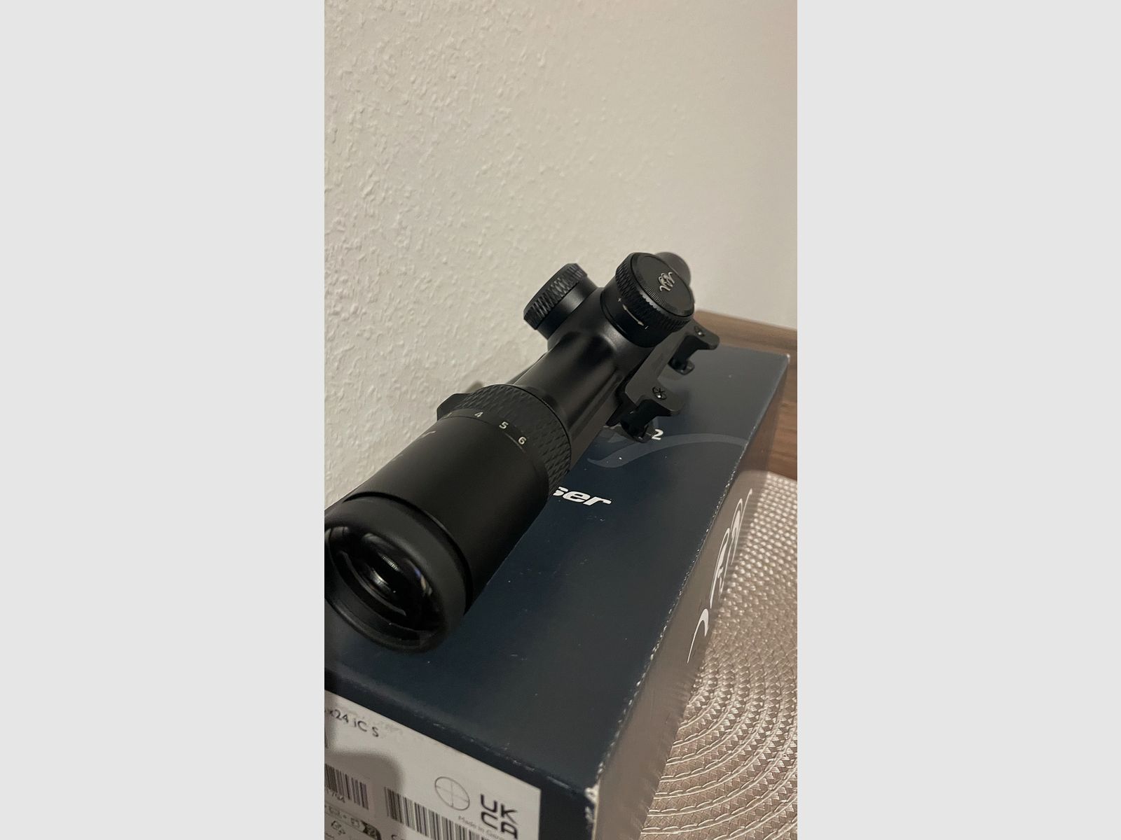 Blaser B2 1-6x24 iC S sur rail avec montage Blaser