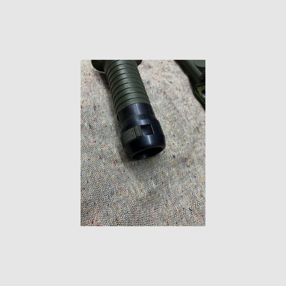 Schweizer Messerbajonett bzw. Schweizer-Rohrbajonett SIG 530