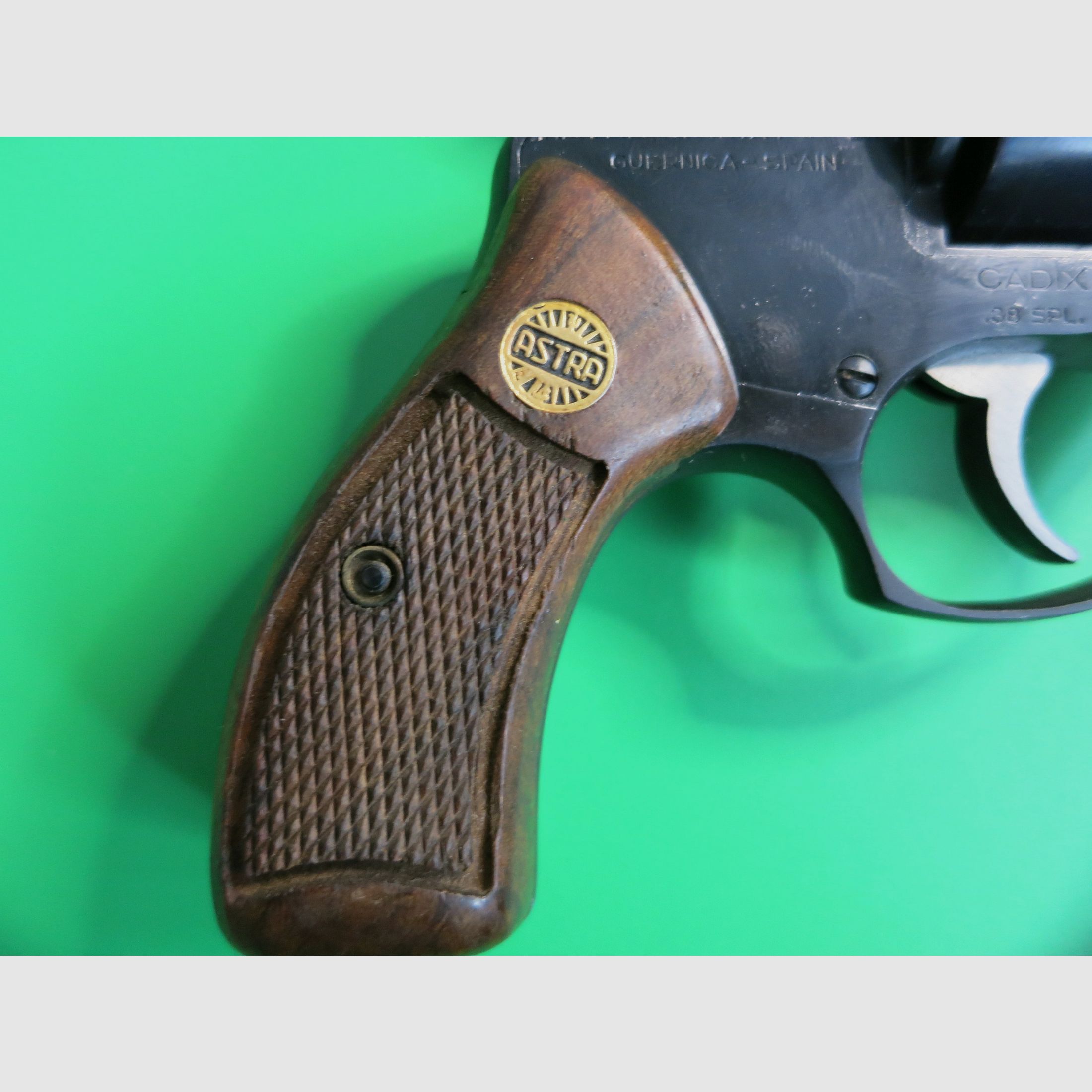 Astra Cadix, .38 Special, revolver da 2", colpo di zanna o caccia con trappola #97