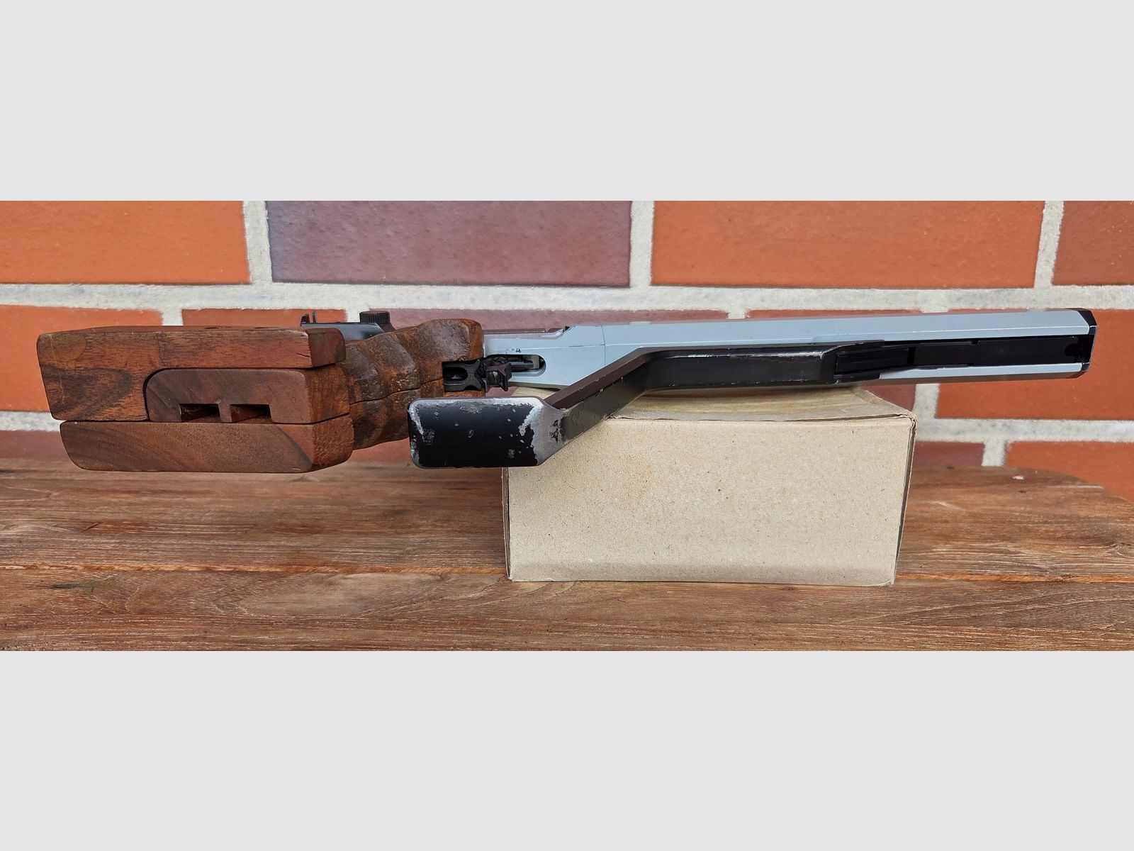 Feinwerkbau LP 100 met Morini grip, afbeelding 8 van 16