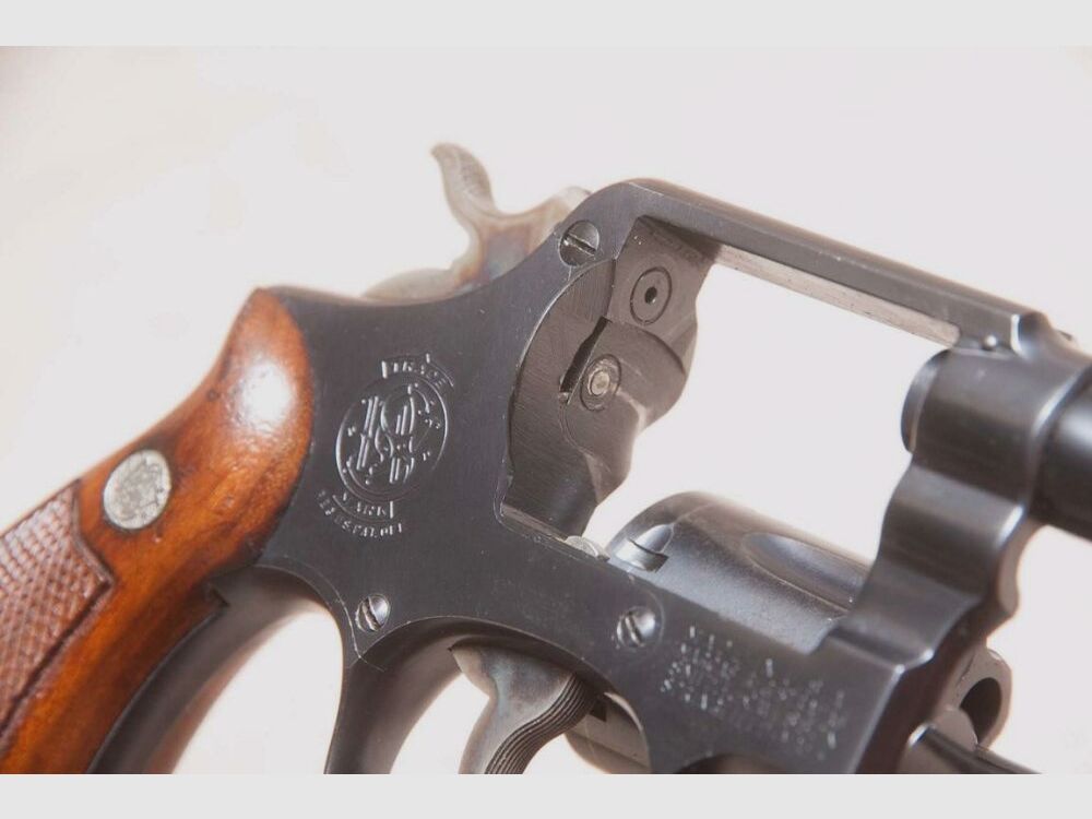 Smith & Wesson
