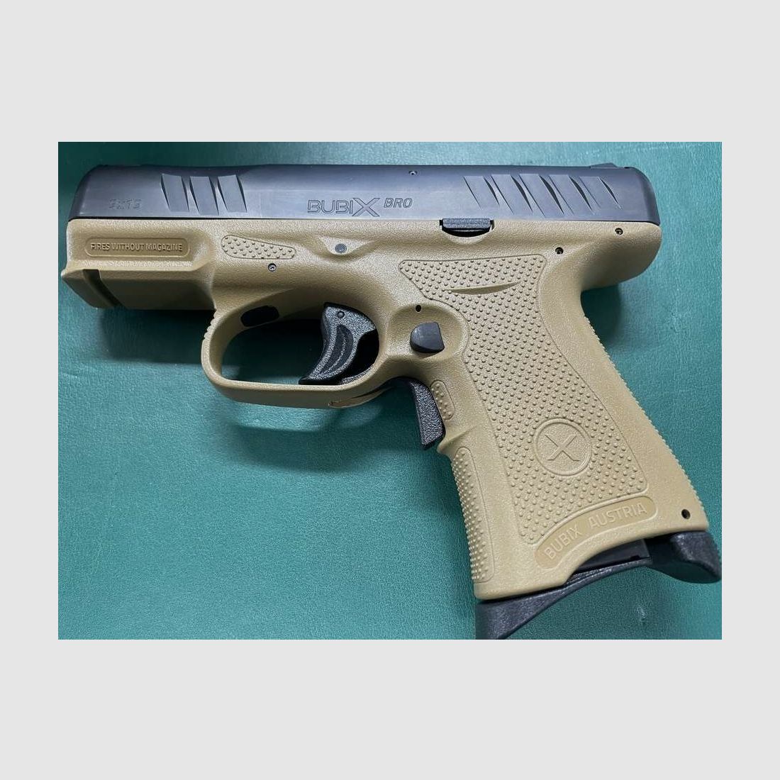 BubiX halbautomatische Pistole 9x19mm - Braun