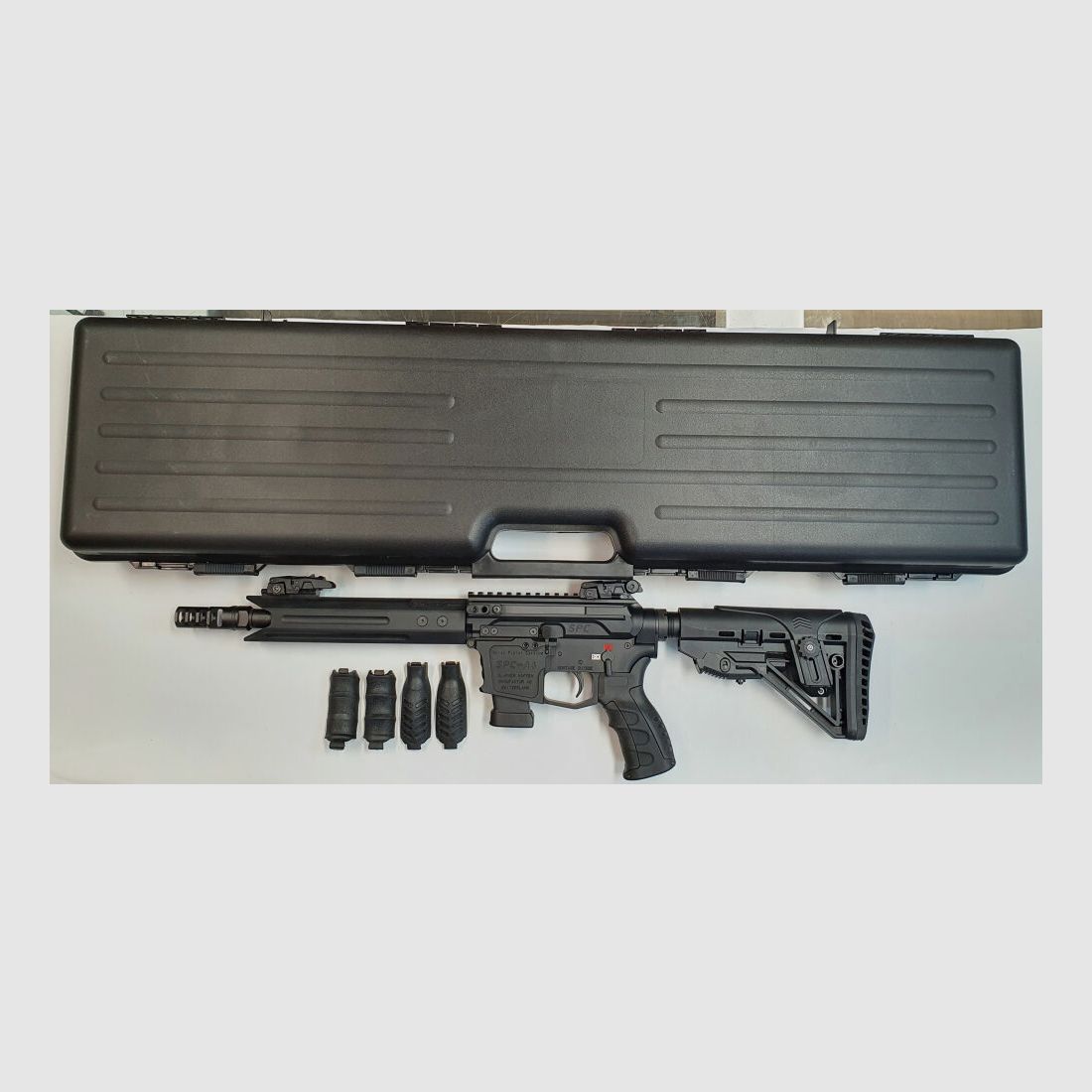 GWMH AG Semi-Automatisch Geweer GWMH SPC-SPORTER A4 10" (SWISS PISTOL CARBINE) ZWART Kal..45ACP AR15 Glock Magazine