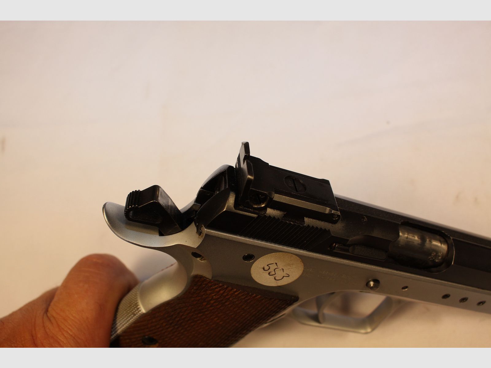 Pistolet 9mmLuger Tanfolio.
