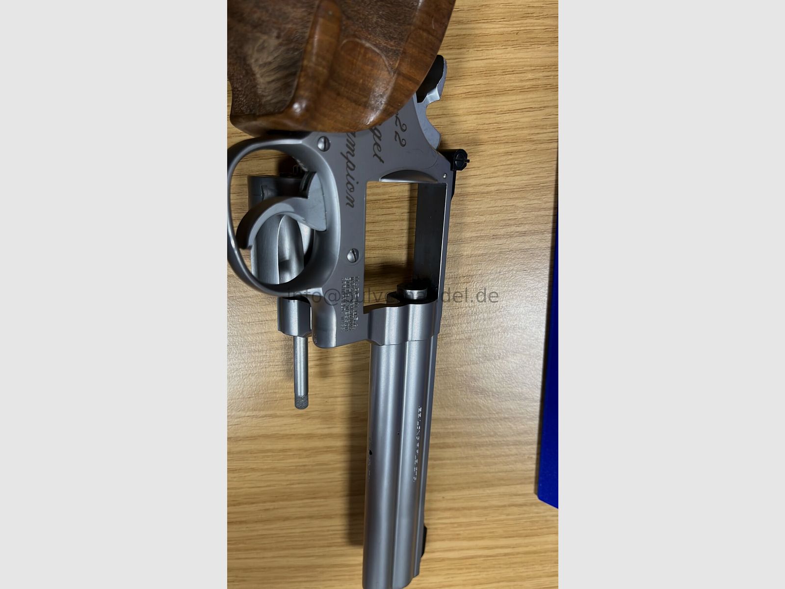 Smith & Wesson 617 stainless .22lr