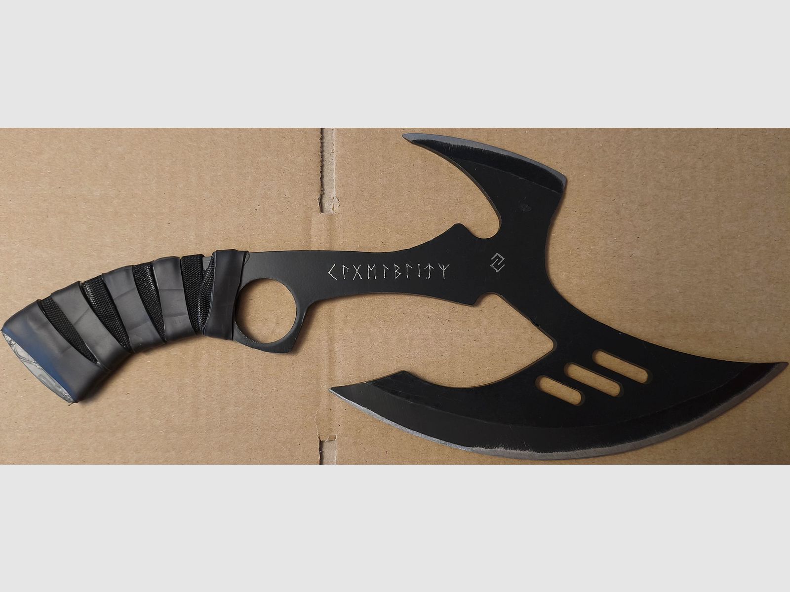 MP9 Aisi 420 Wurfaxt