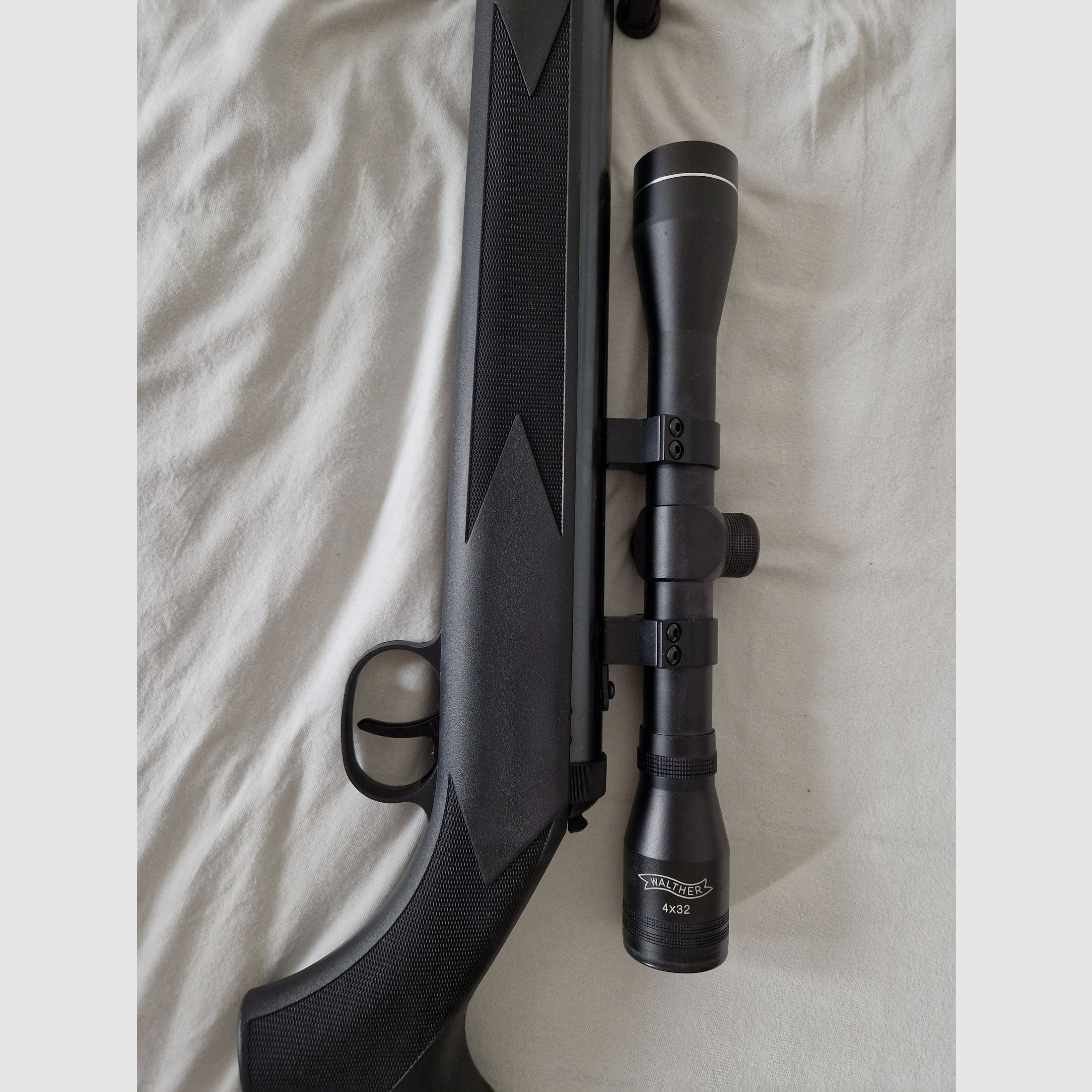 Hämmerli Black Force 800 con mira