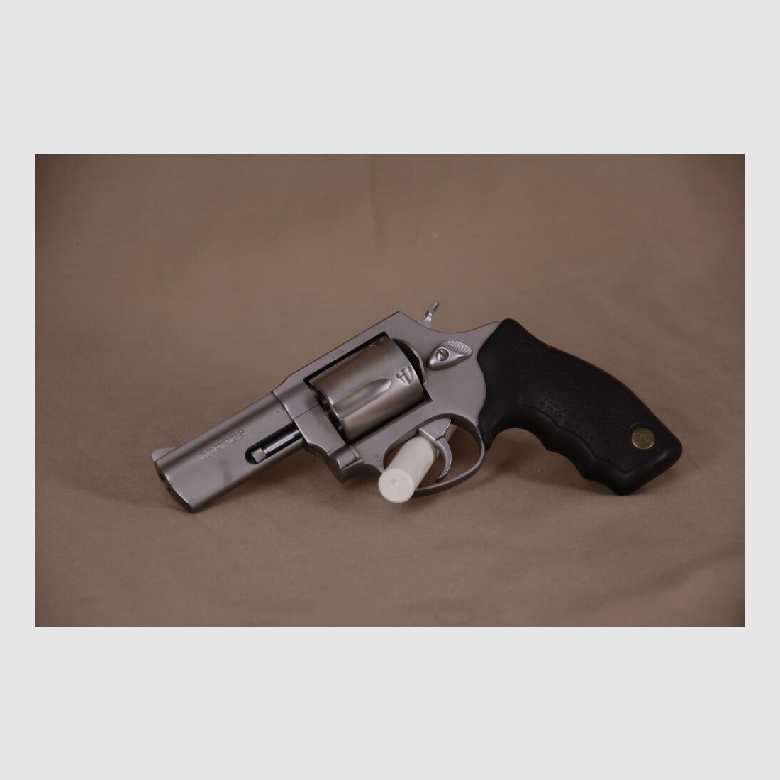 Taurus	 Revolver