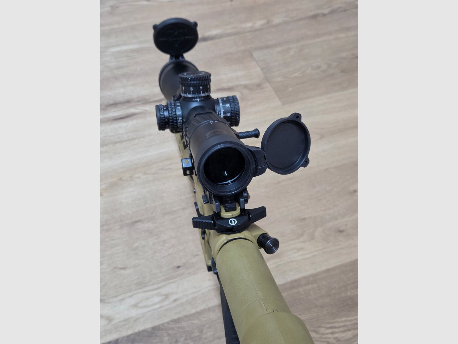 Schmeisser AR15 DMR FDE mit Sightmark 5-30×56 Komplettset, Bild 3 von 4