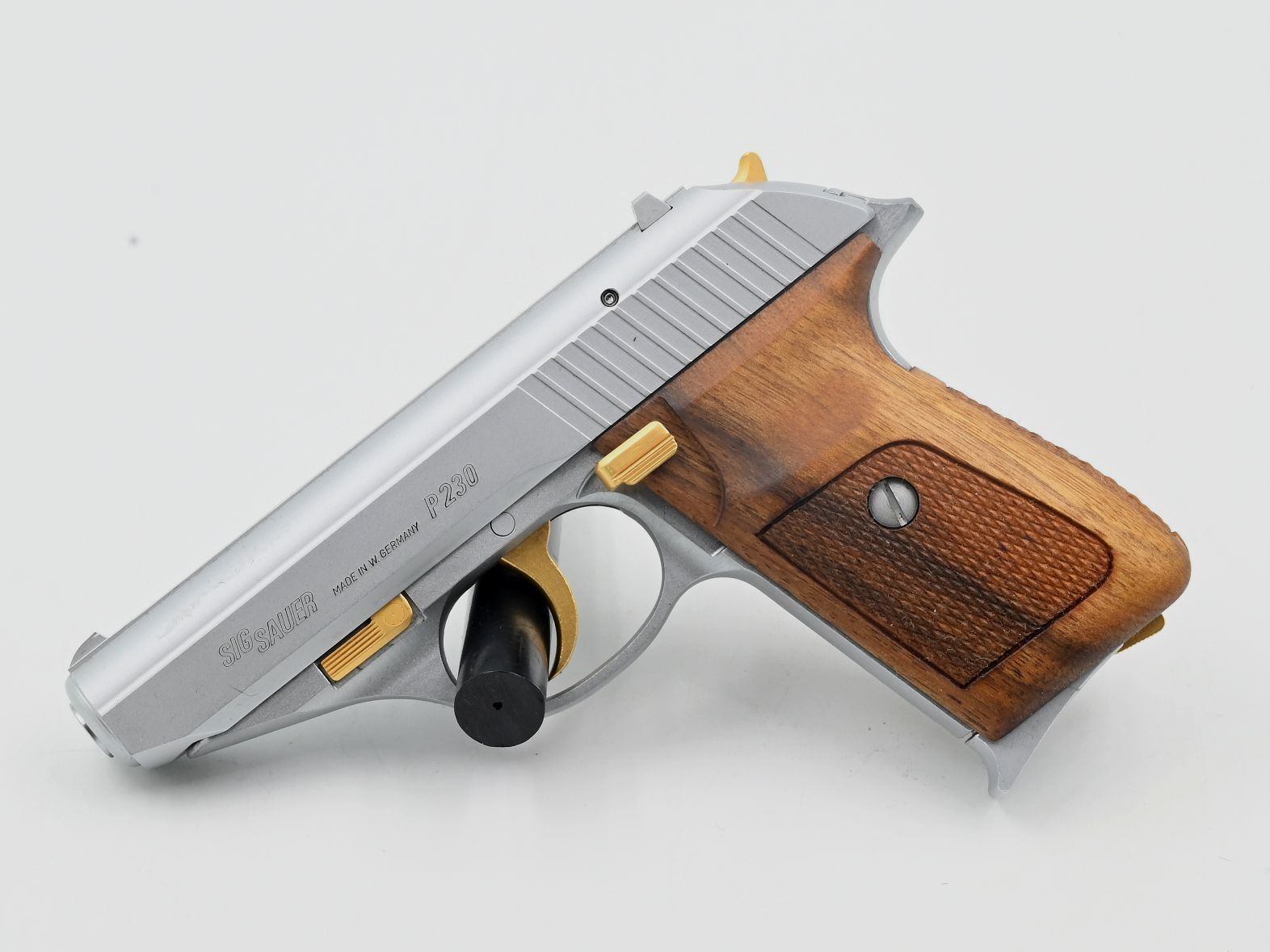 Von Bank Sammlung: 5x Pistolen SIG P210-6 / P220 / P225 / P226 / P230 im Konvolut, Bild 9 von 10