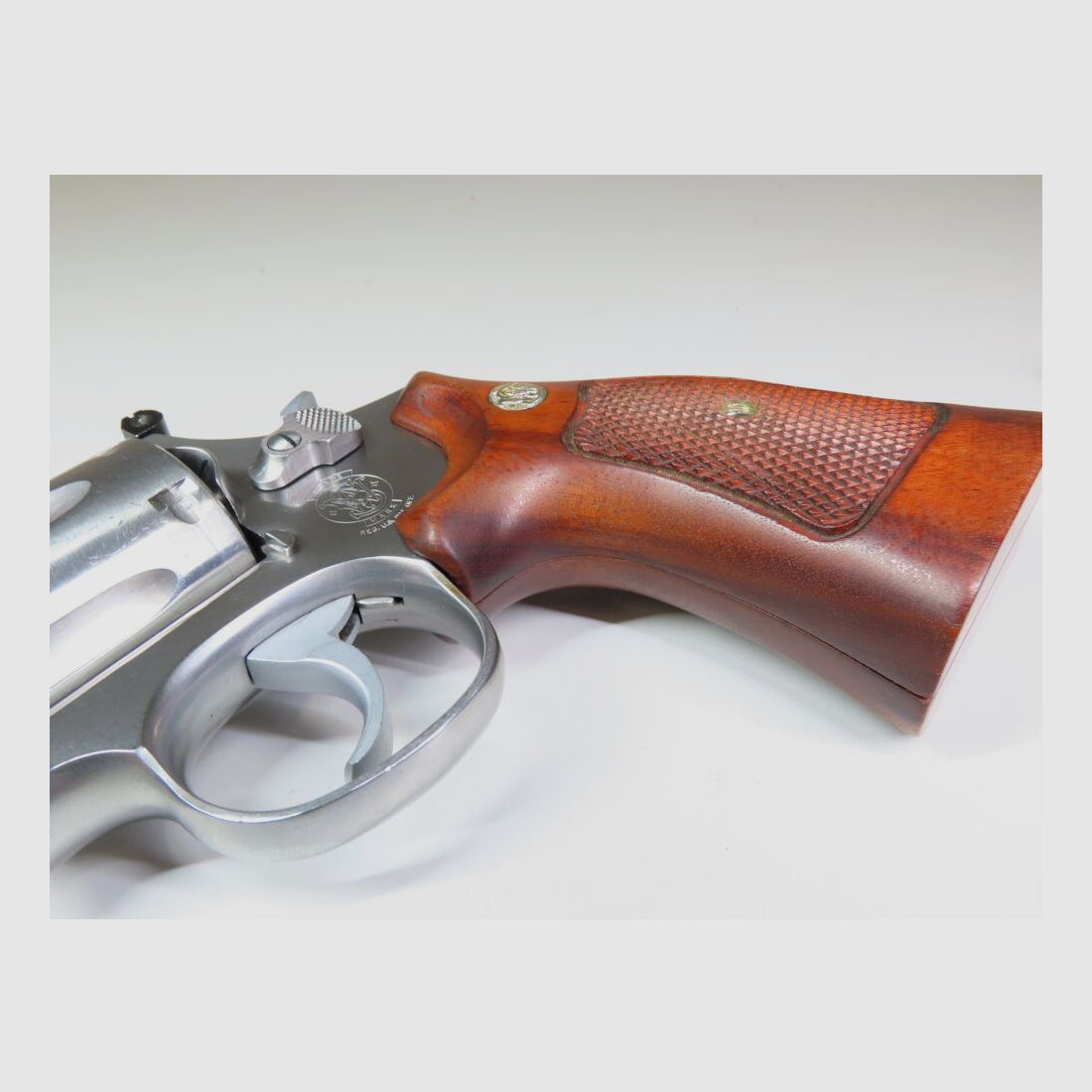 Smith & Wesson 686 in 6 inches