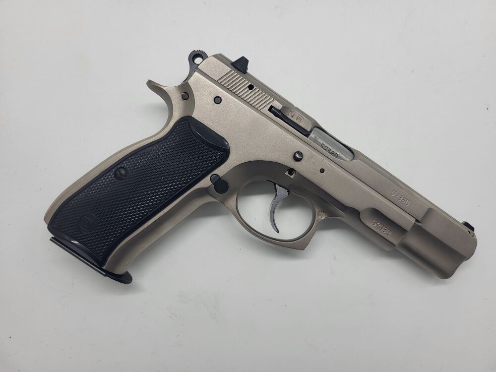 CZ 75 B, immagine 3 di 6
