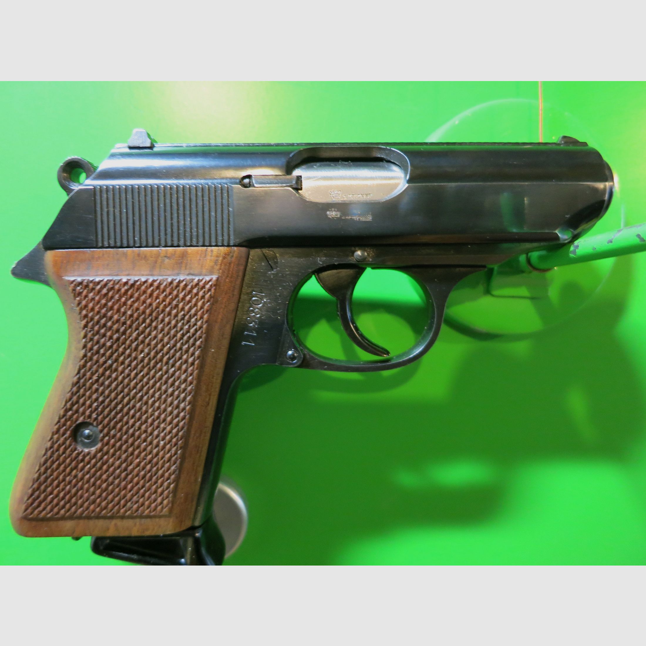 Halbautomatische Pistole MANURHIN, Walther PPK, Kal. 7,65 mm Browning       #40-, Bild 1 von 12