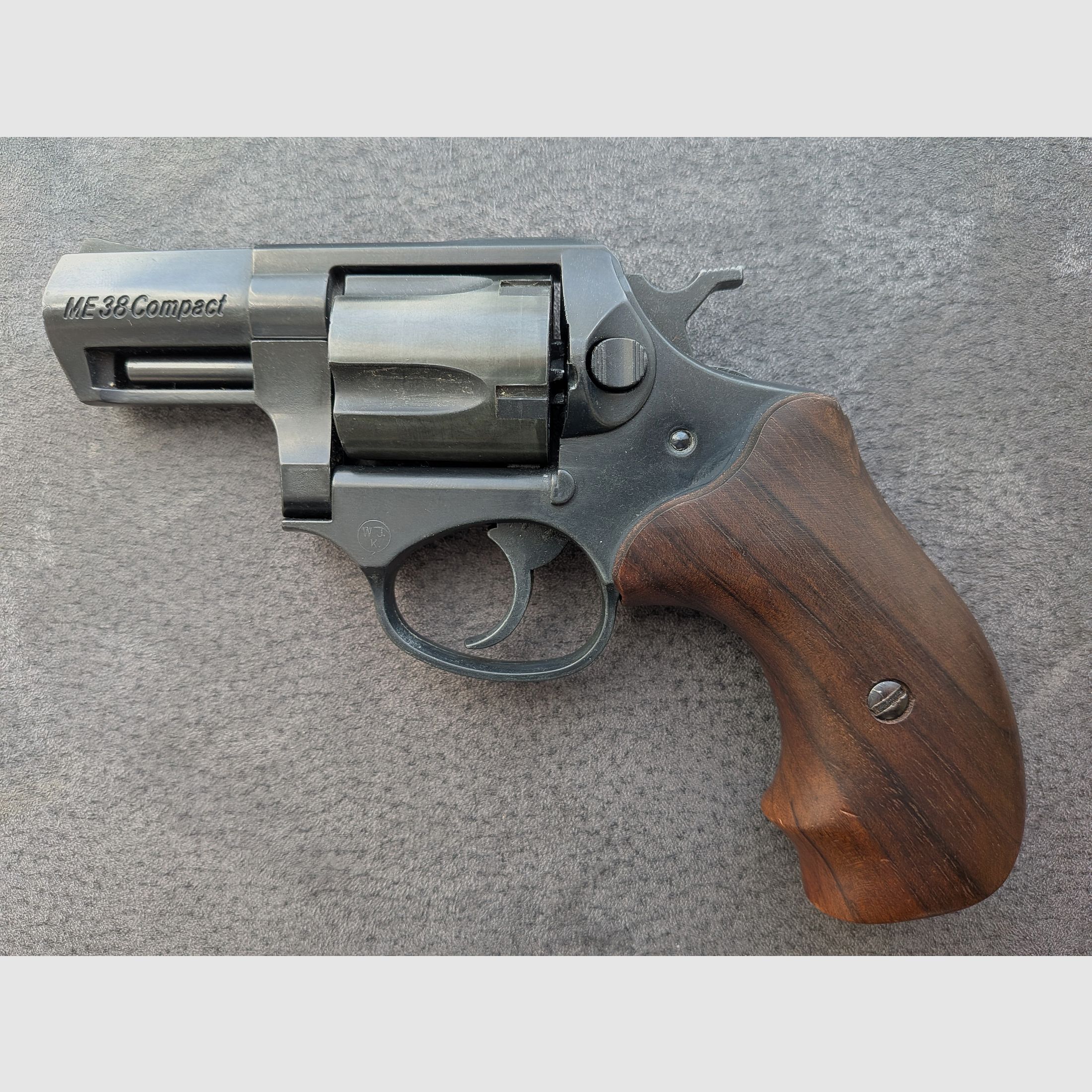 ME 38 Compact - Revolver - alte PTB 542 - 9mm Knall - Holzgriff - SSW