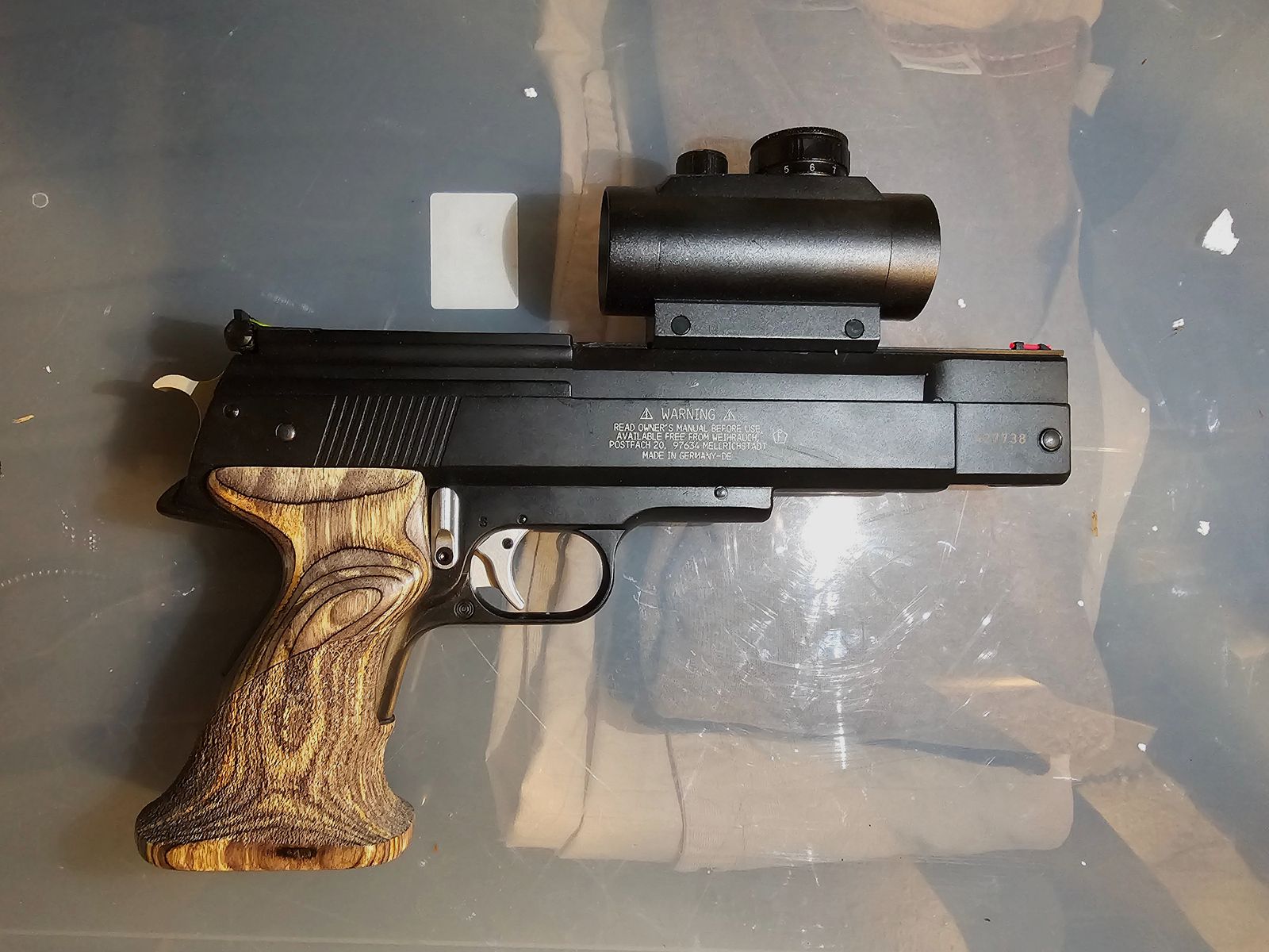 HW 45 Black Star mit laser Optik 