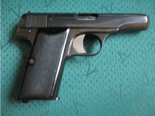 Pistolet 7,65 mm Kommer