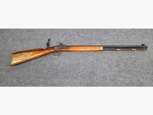 Rifle de percusión de avancarga MAV Hecho en Italia Mod. Rifle Hawken Calibre .45 Avancarga de percusión con diopter